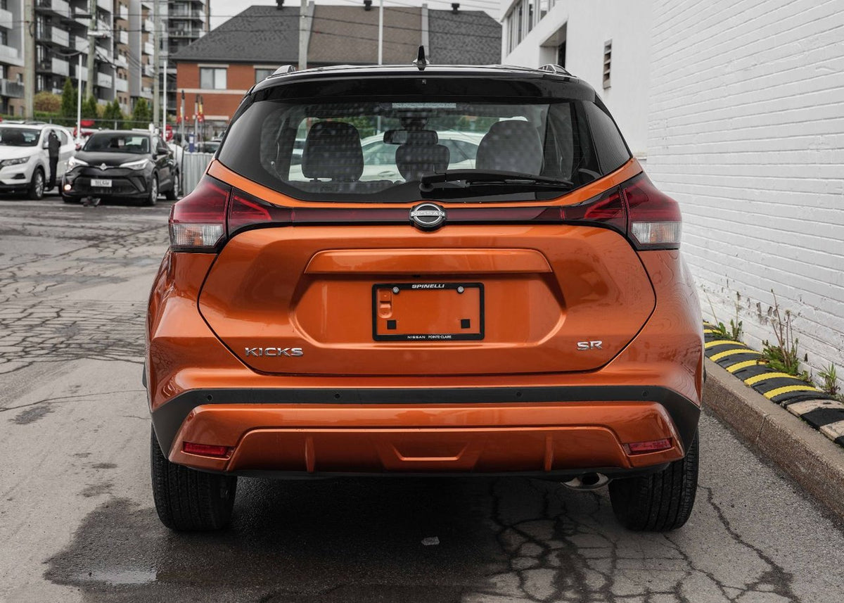 2024 Nissan Kicks SR Premium