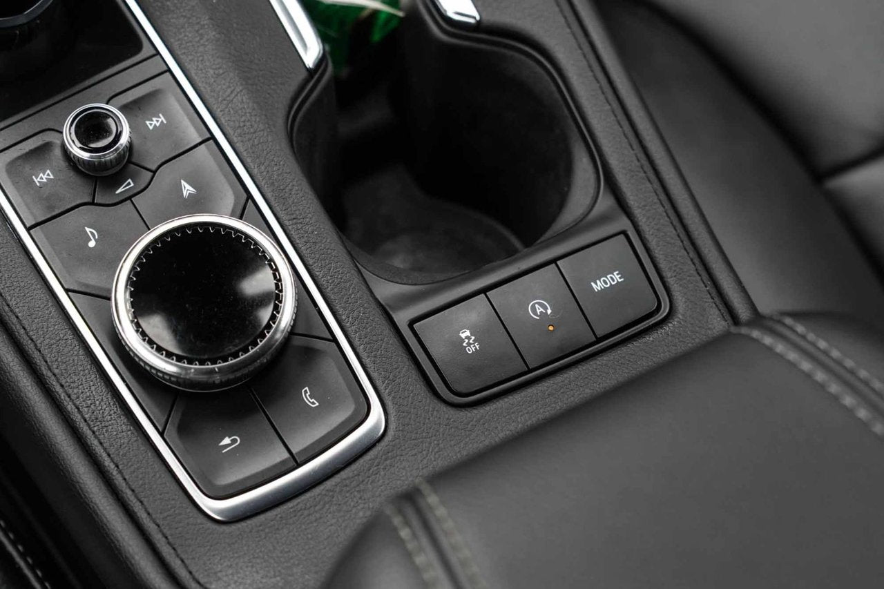 2022 Cadillac XT4 AWD Premium Luxury BAS KM CUIR CARPLAY