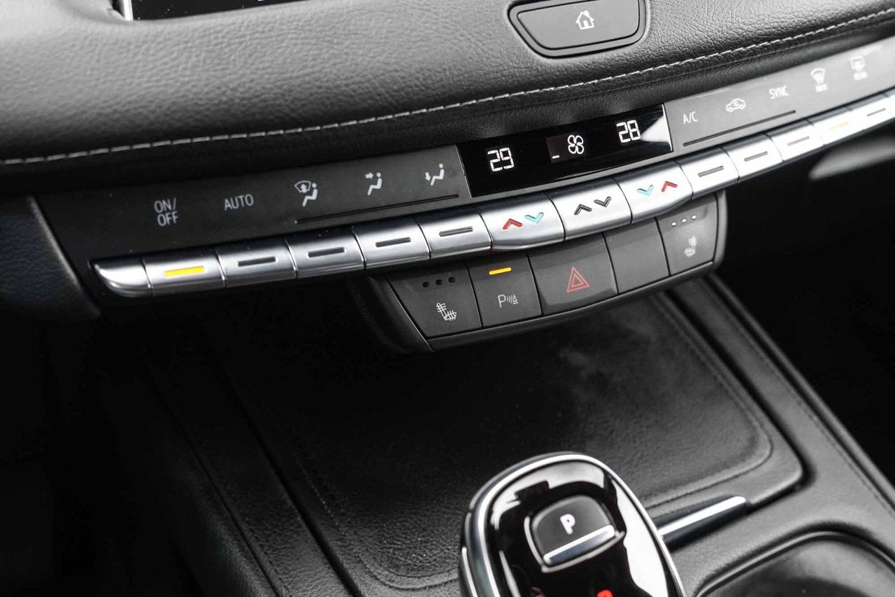 2022 Cadillac XT4 AWD Premium Luxury BAS KM CUIR CARPLAY