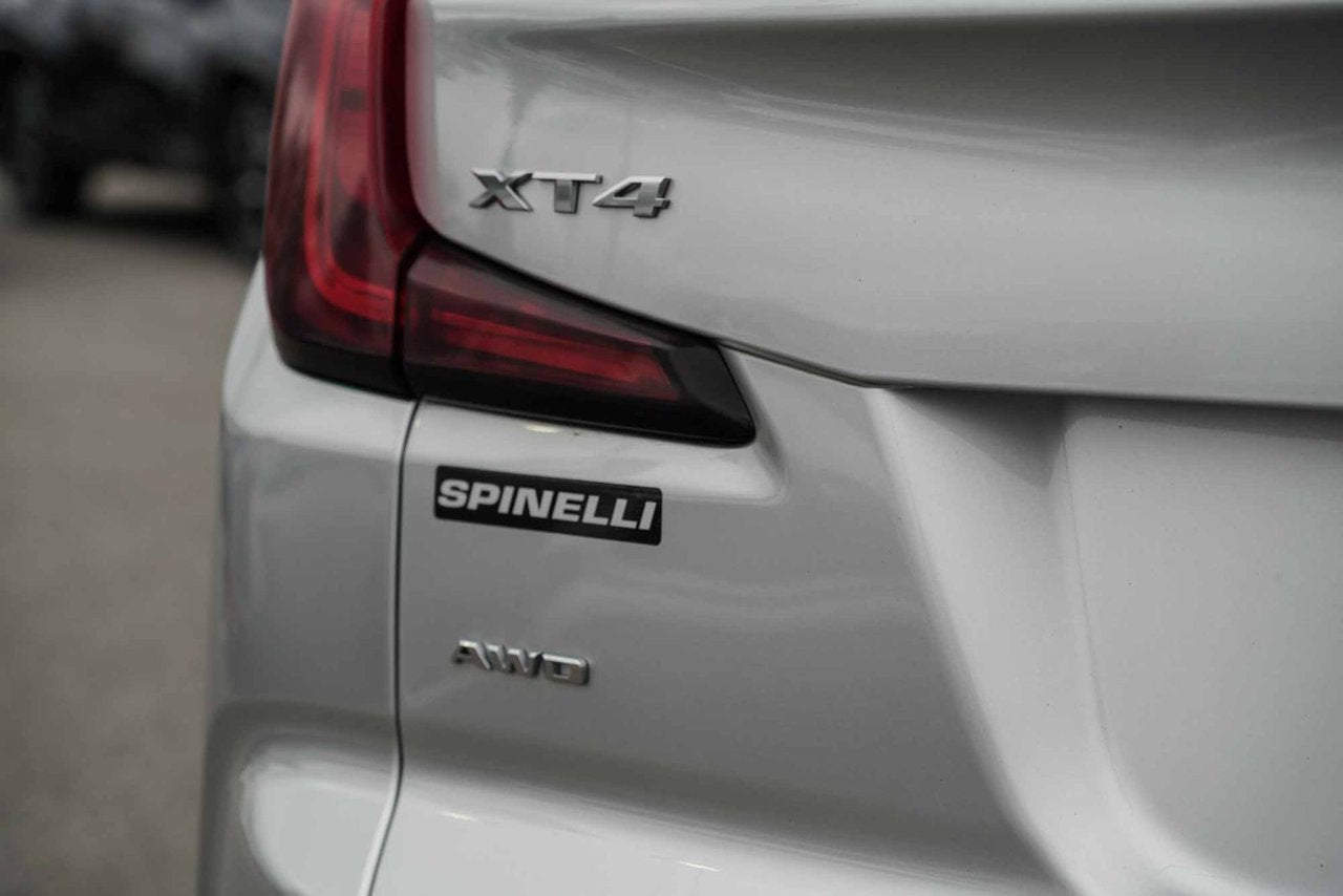2022 Cadillac XT4 AWD Premium Luxury BAS KM CUIR CARPLAY