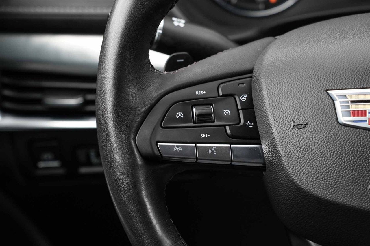 2022 Cadillac XT4 AWD Premium Luxury BAS KM CUIR CARPLAY