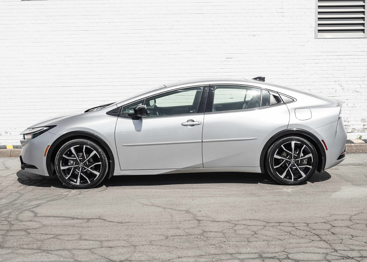 2025 Toyota Prius Plug-In Hybrid XSE