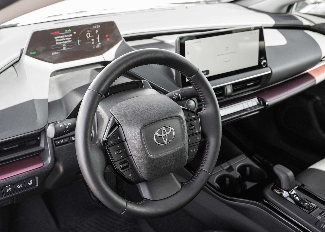 2025 Toyota Prius Plug-In Hybrid XSE