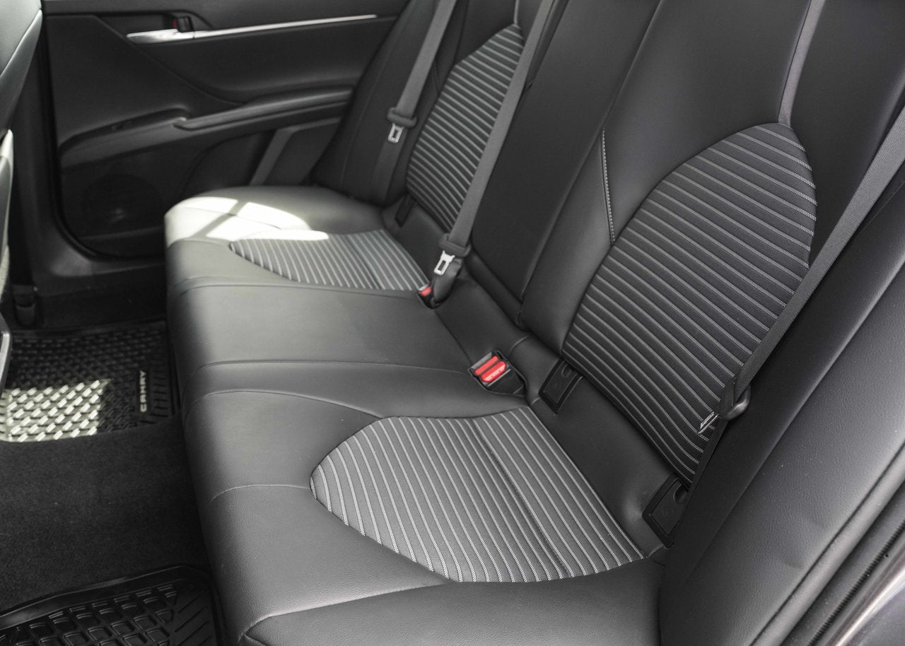 2023 Toyota Camry SE UPGRADE