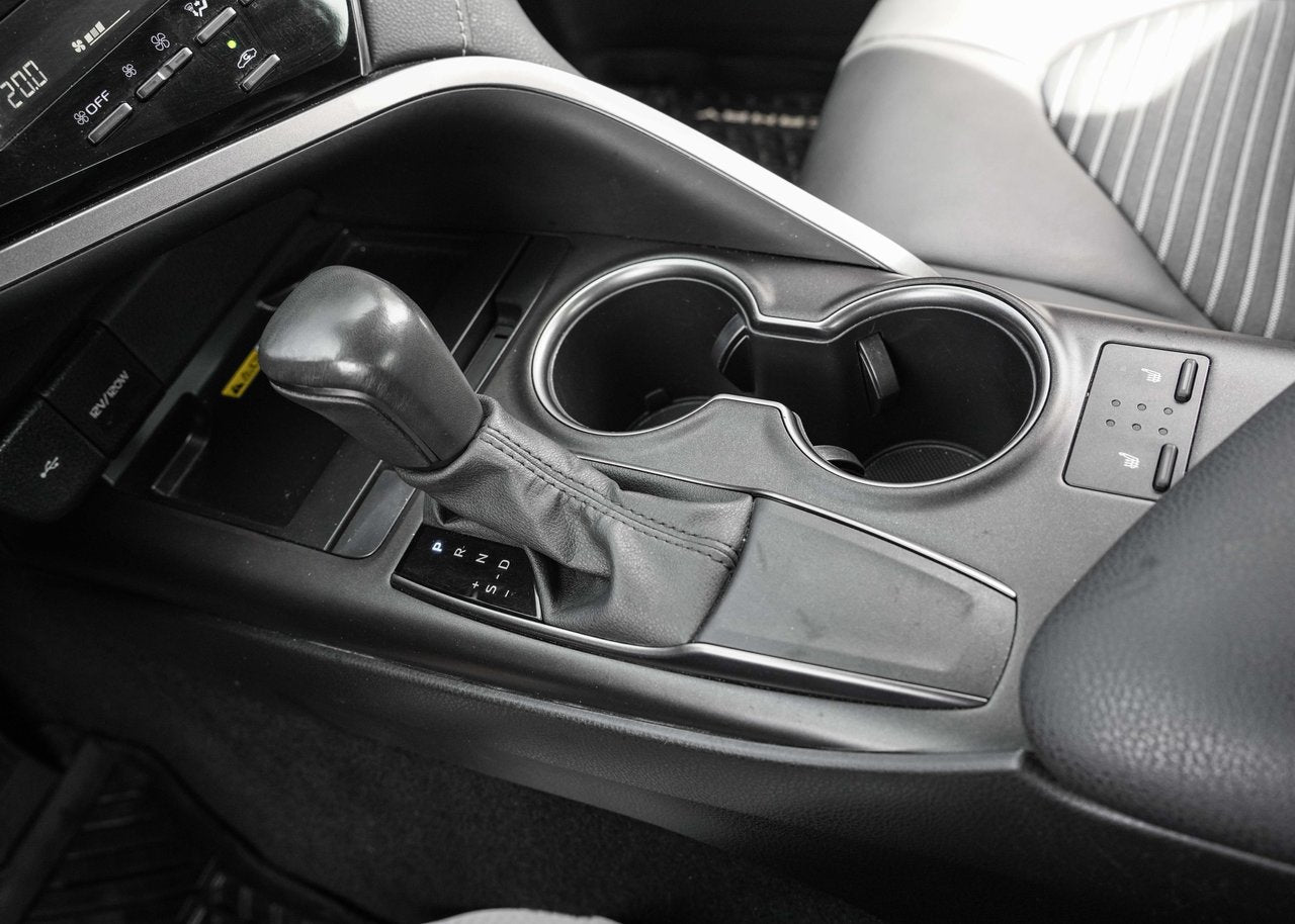 2023 Toyota Camry SE UPGRADE