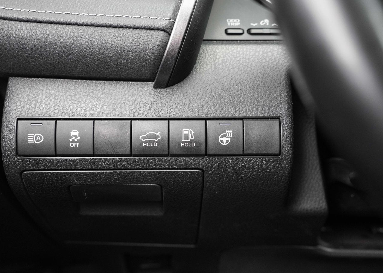 2023 Toyota Camry SE UPGRADE
