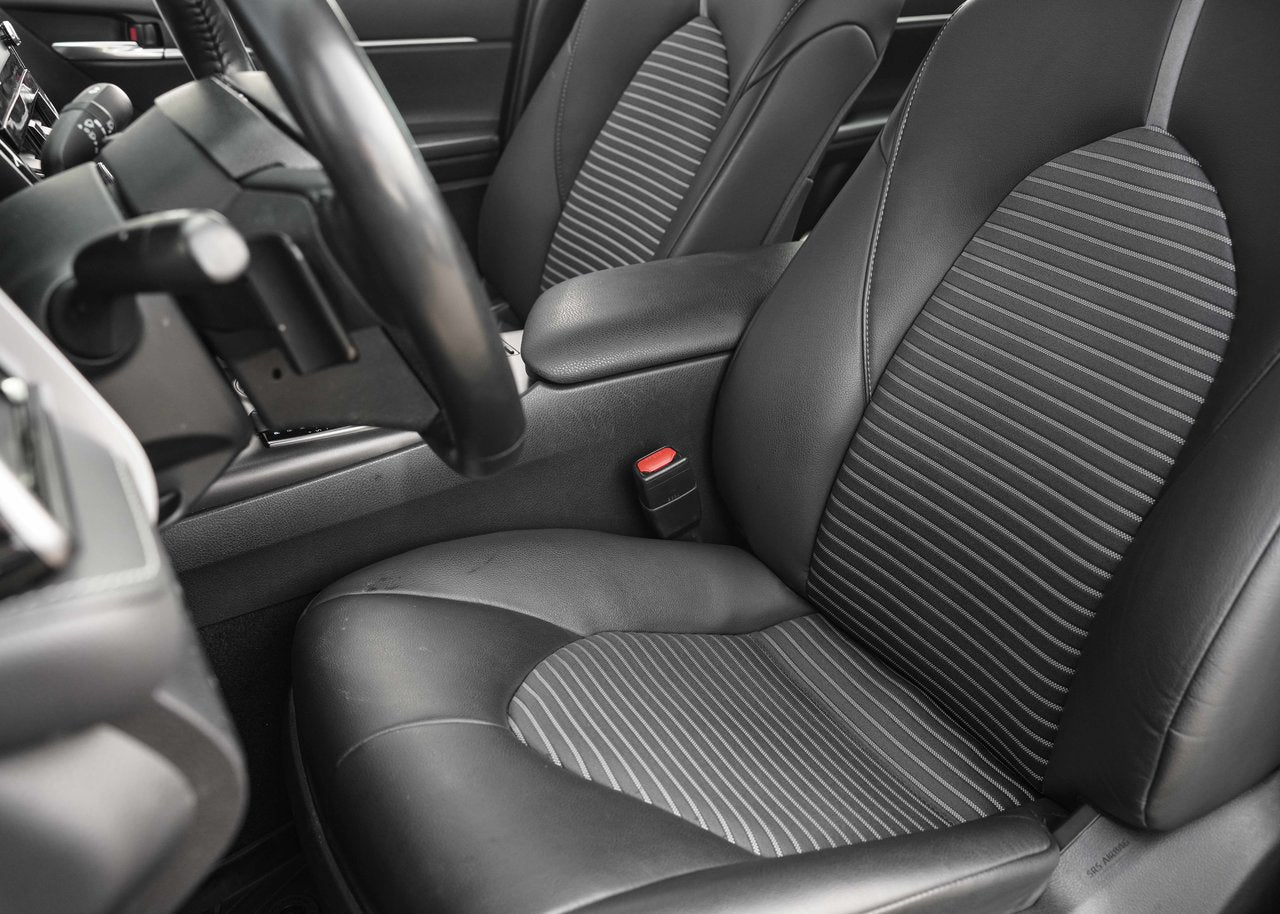 2023 Toyota Camry SE UPGRADE