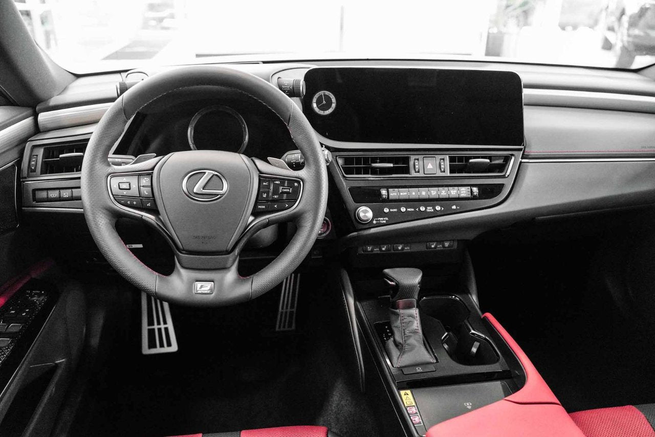 2025 Lexus ES Black Line Special Edition