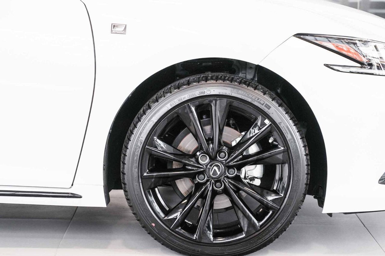 2025 Lexus ES Black Line Special Edition
