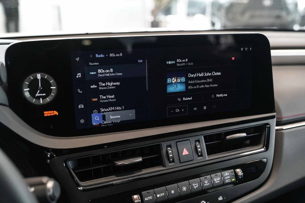 2025 Lexus ES Black Line Special Edition