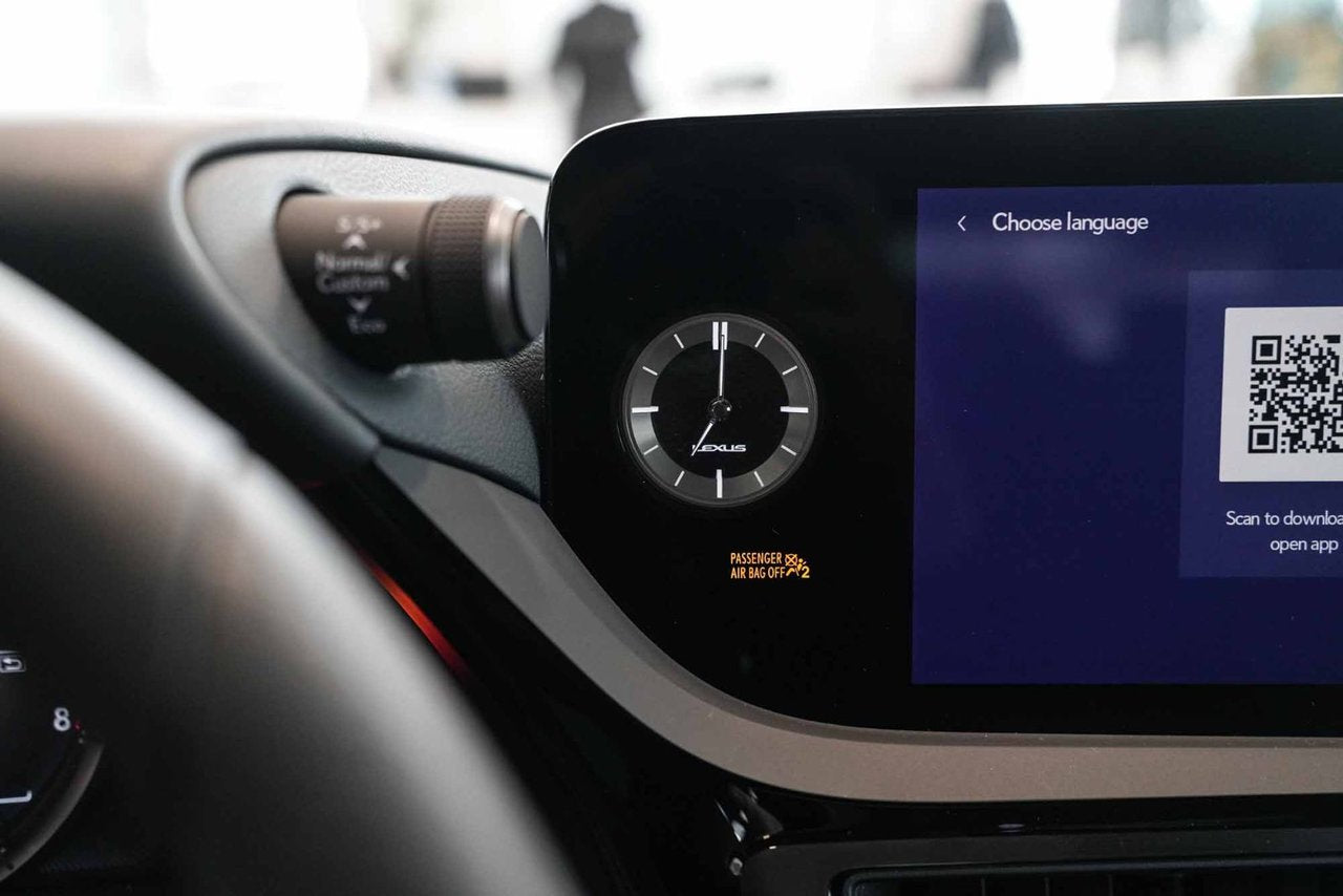 2025 Lexus ES Black Line Special Edition