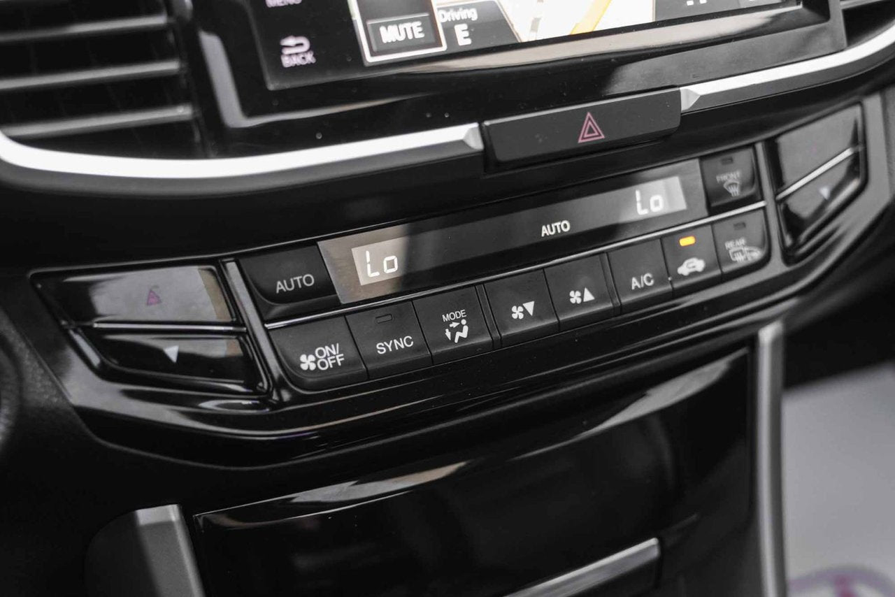 2017 Honda Accord Touring **2.4L**TRES BELLE**
