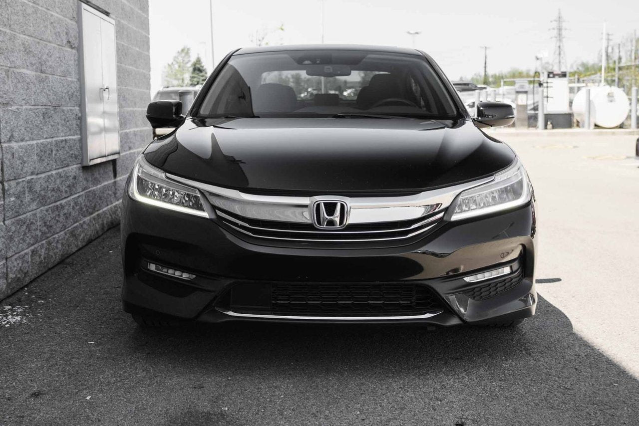 2017 Honda Accord Touring **2.4L**TRES BELLE**