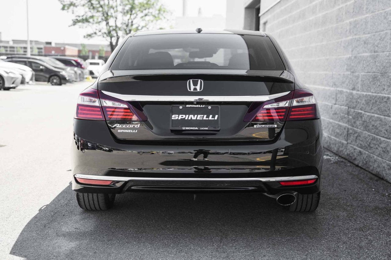 2017 Honda Accord Touring **2.4L**TRES BELLE**