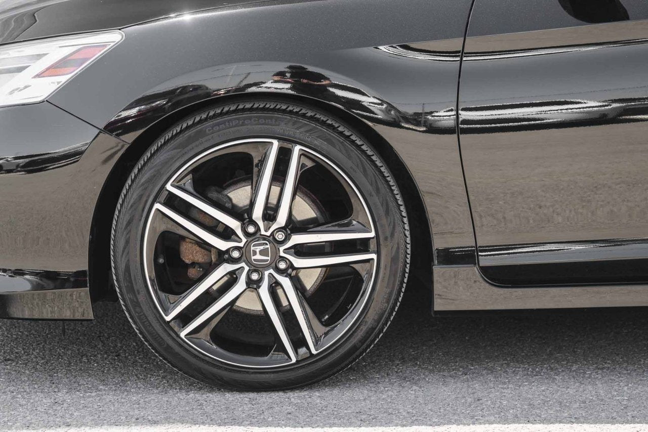 2017 Honda Accord Touring **2.4L**TRES BELLE**