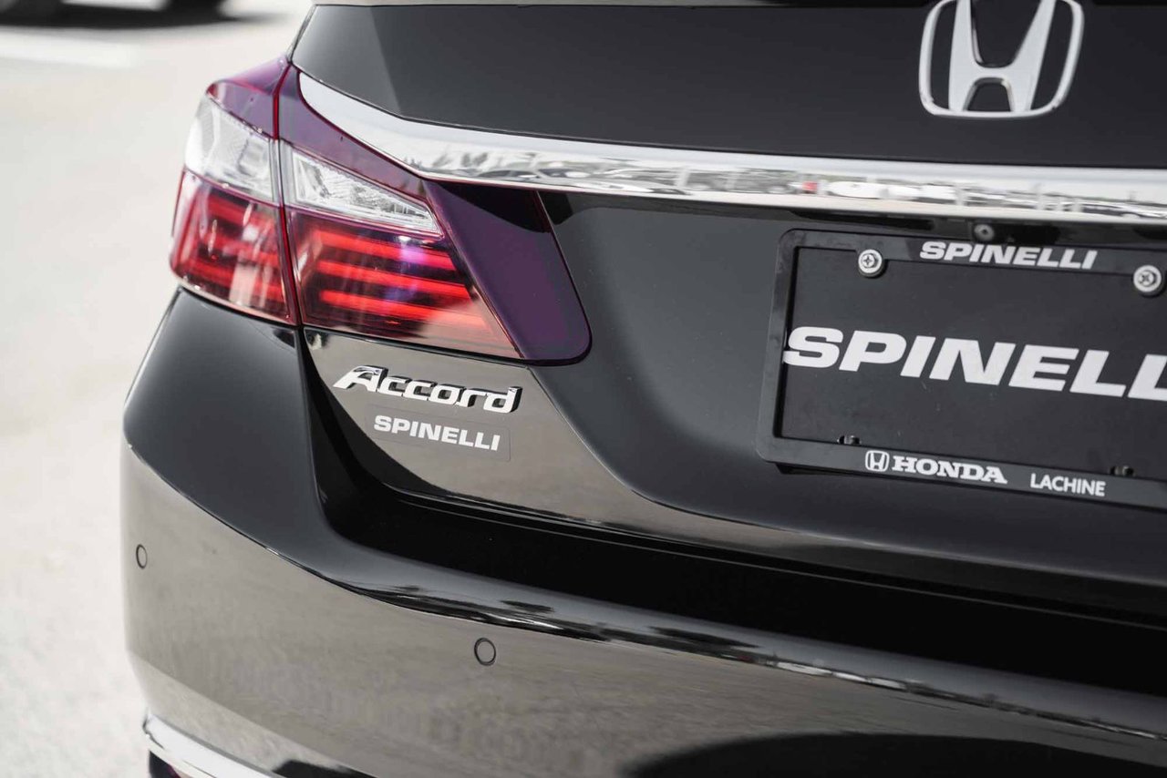 2017 Honda Accord Touring **2.4L**TRES BELLE**