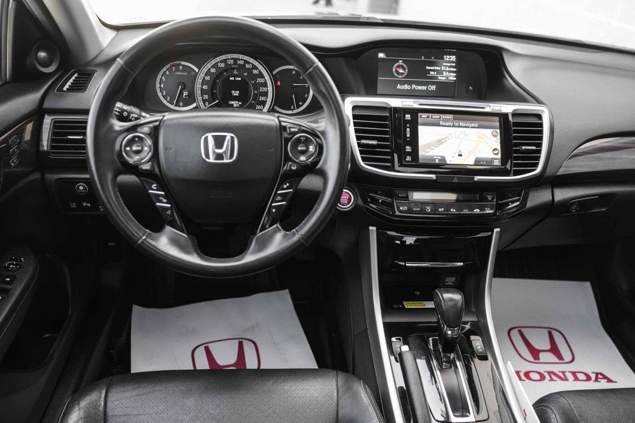 2017 Honda Accord Touring **2.4L**TRES BELLE**