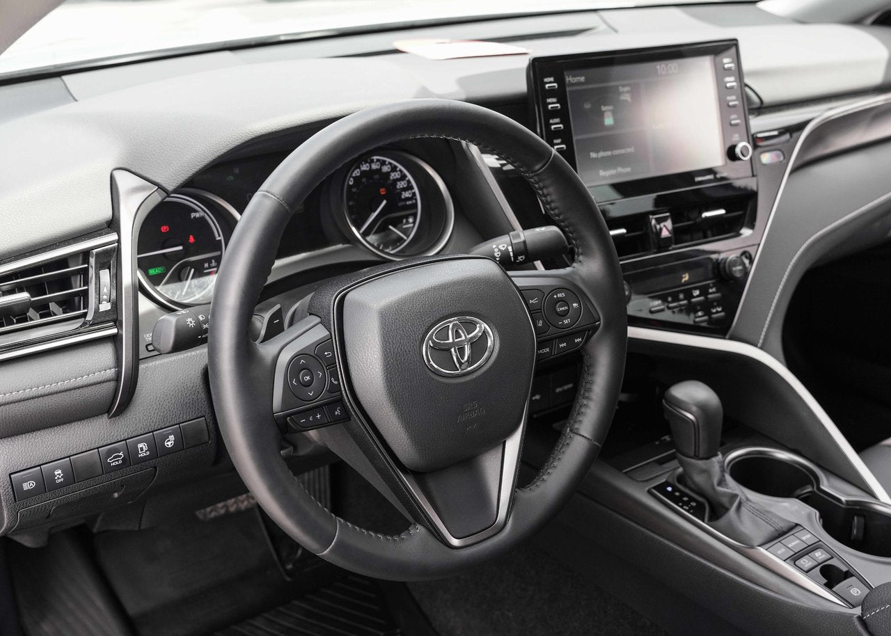 2022 Toyota Camry HYBRID XSE