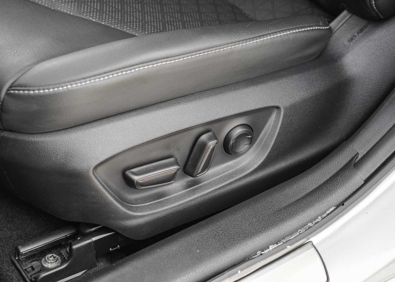 2022 Toyota Camry HYBRID XSE