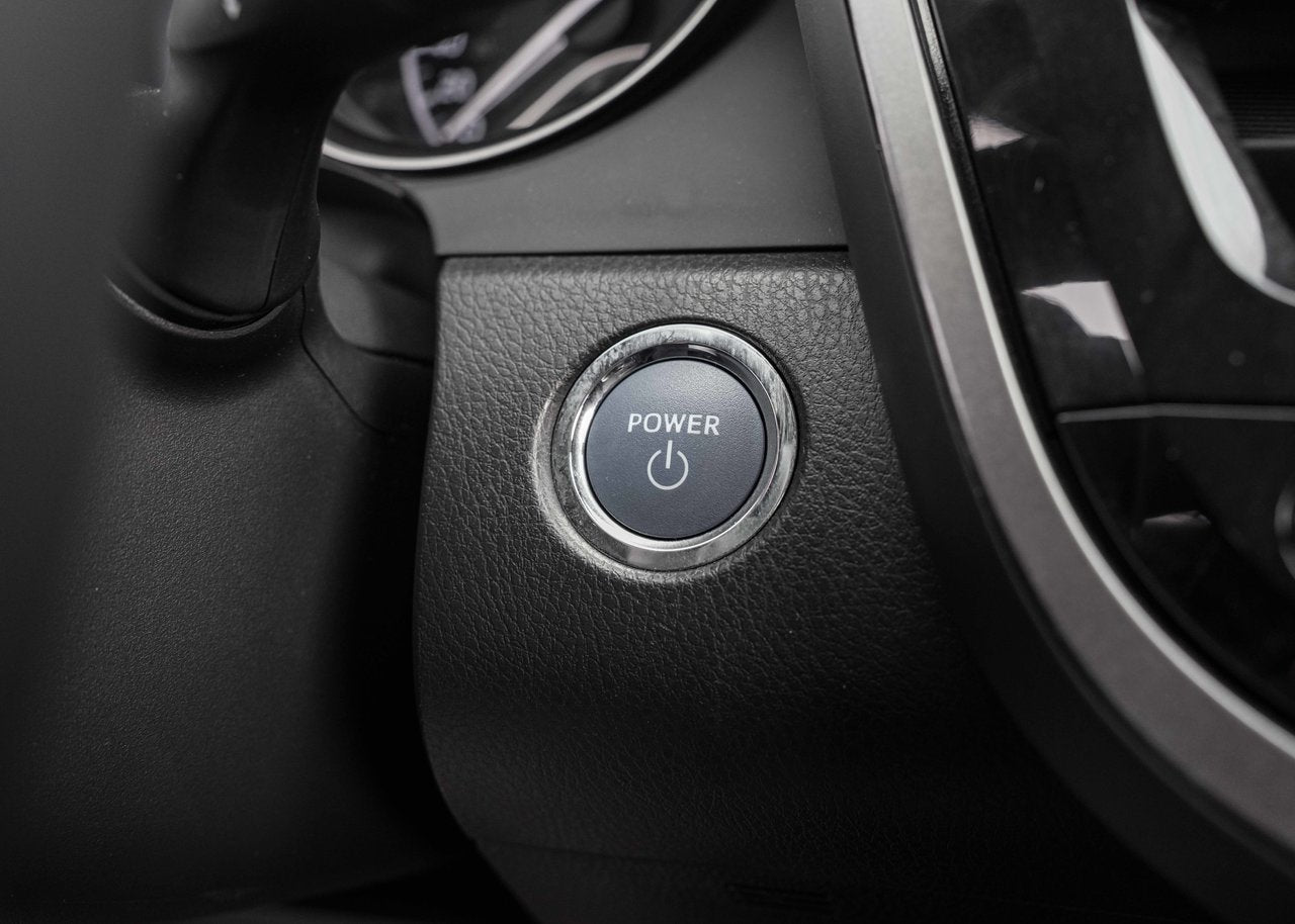 2022 Toyota Camry HYBRID XSE