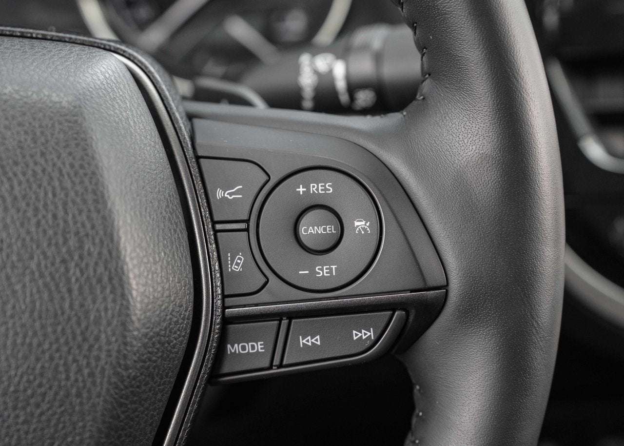 2022 Toyota Camry HYBRID XSE