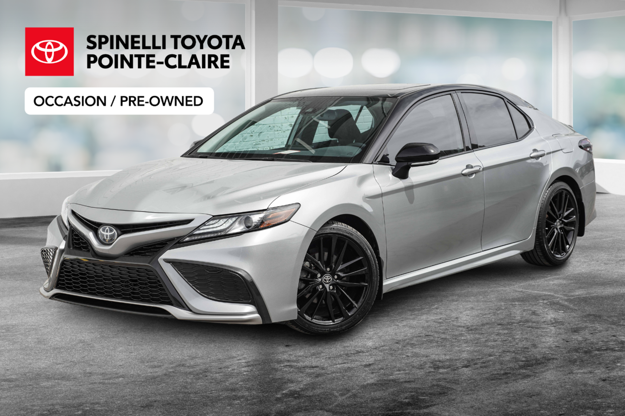2022 Toyota Camry HYBRID XSE