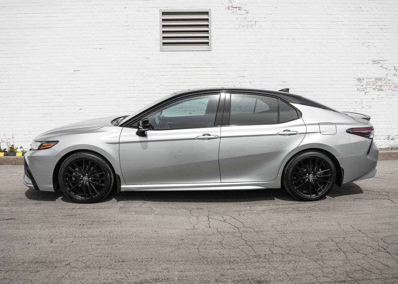 2022 Toyota Camry HYBRID XSE