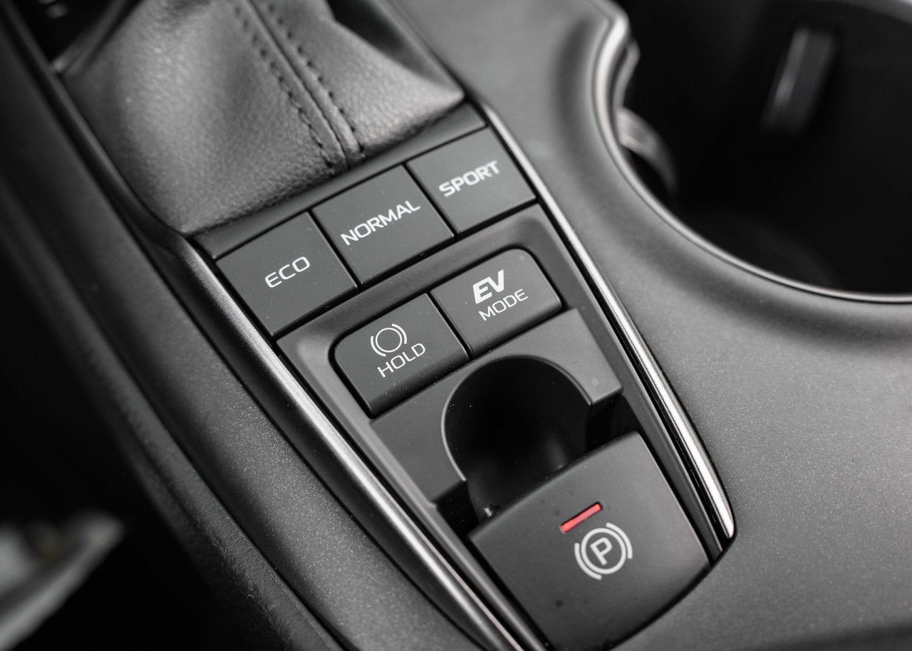 2022 Toyota Camry HYBRID XSE