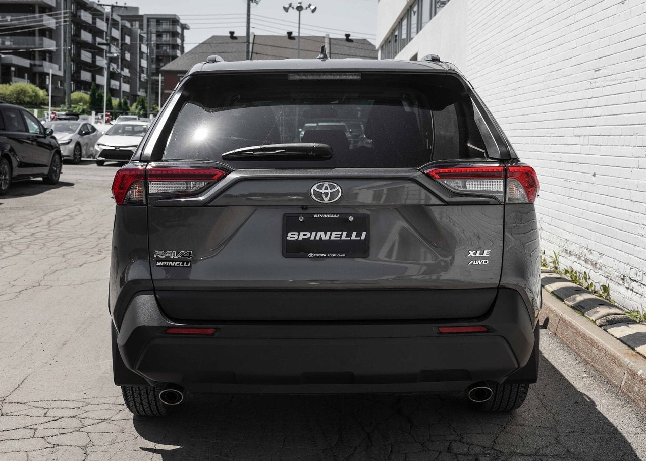 2021 Toyota RAV4 XLE AWD
