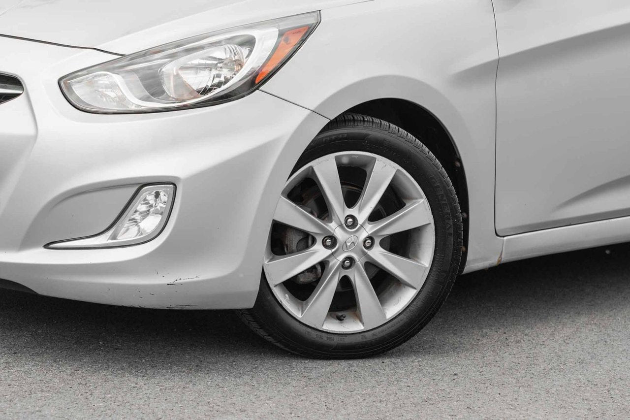 2013 Hyundai Accent GLS