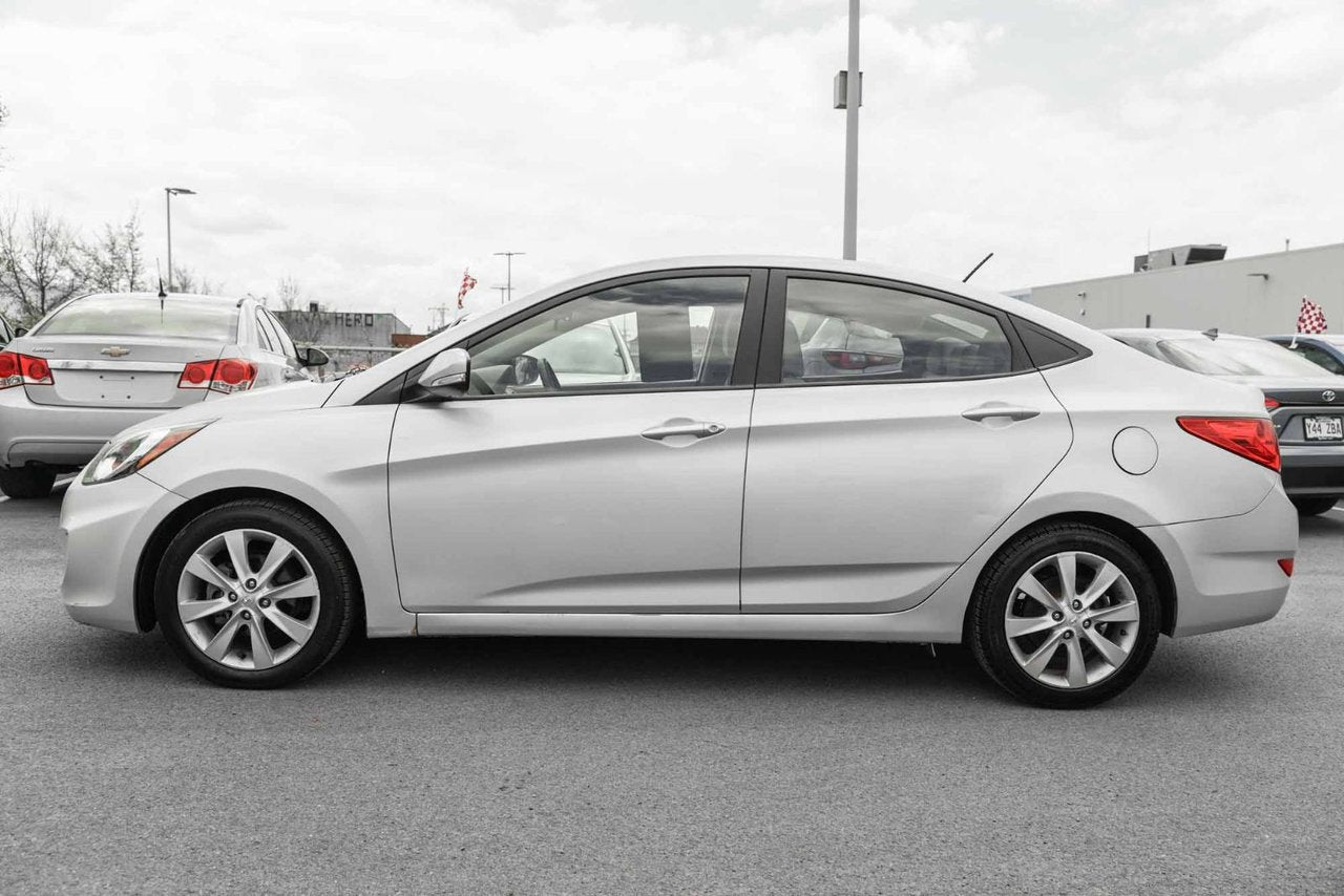 2013 Hyundai Accent GLS
