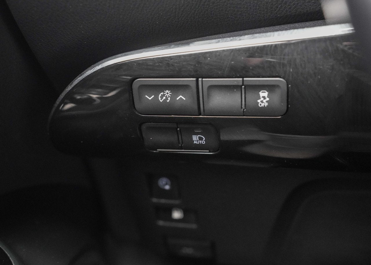 2021 Toyota Prius Prime UPGRADE