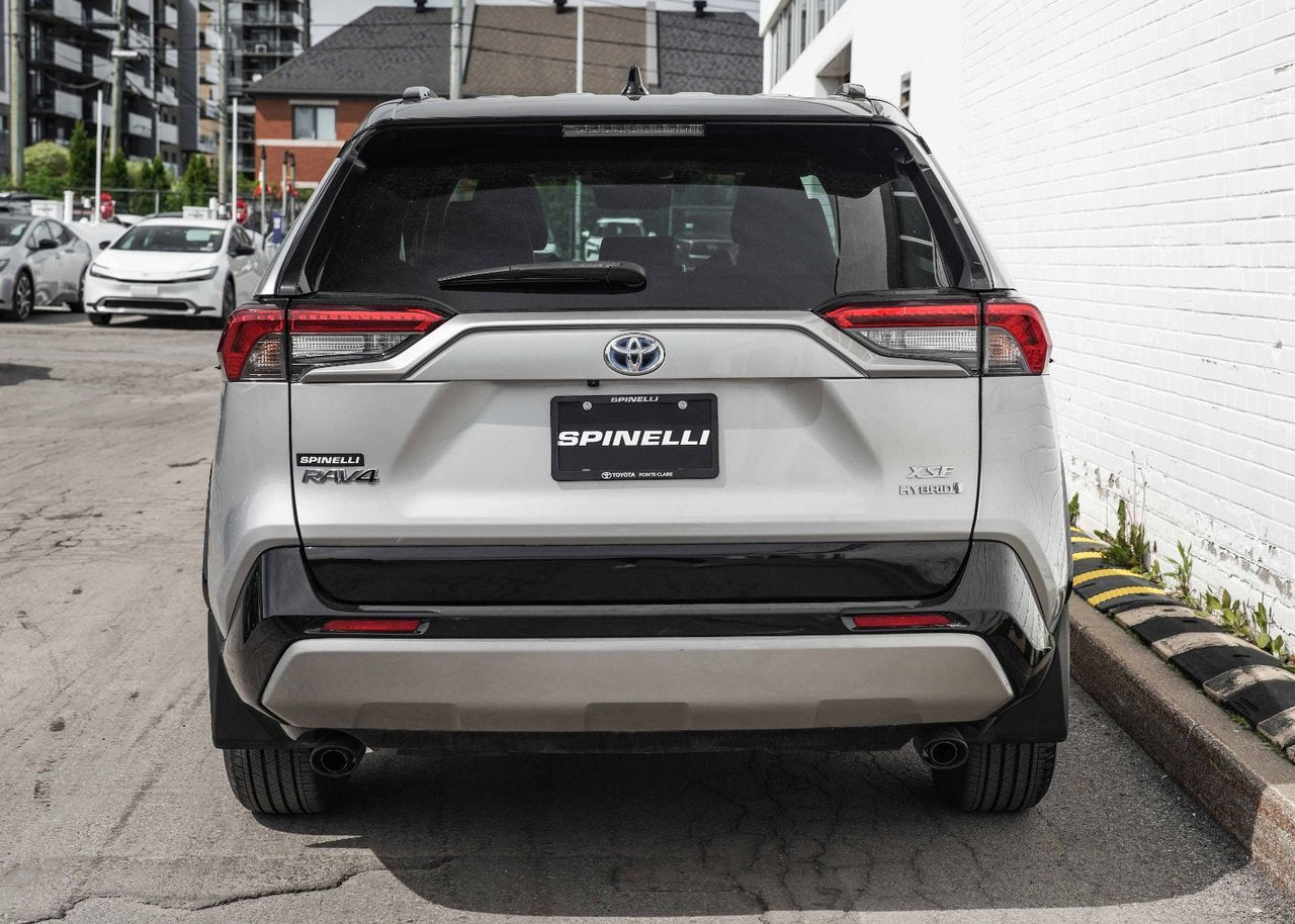 2022 Toyota RAV4 Hybrid XSE AWD