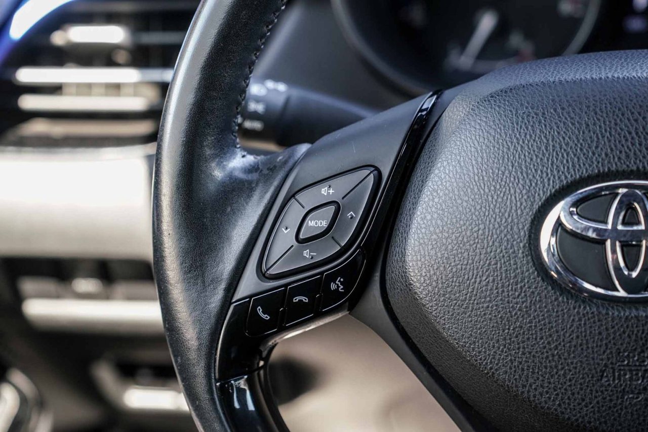 2020 Toyota C-HR LE