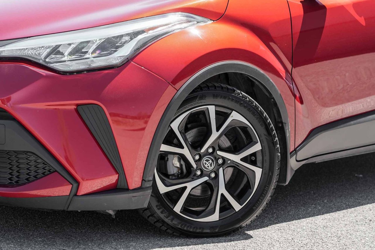 2020 Toyota C-HR LE