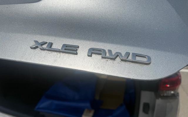 2022 Toyota Highlander XLE **BAS KM**