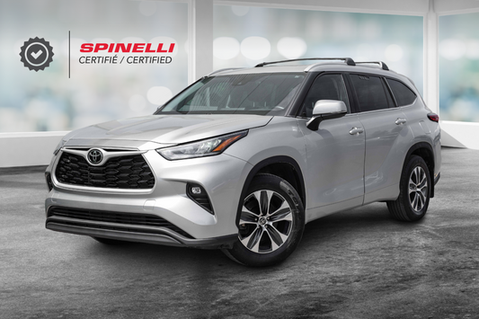 2022 Toyota Highlander XLE AWD; 8PASS CUIR TOIT ANGLES MORT *BAS/LOW KM*