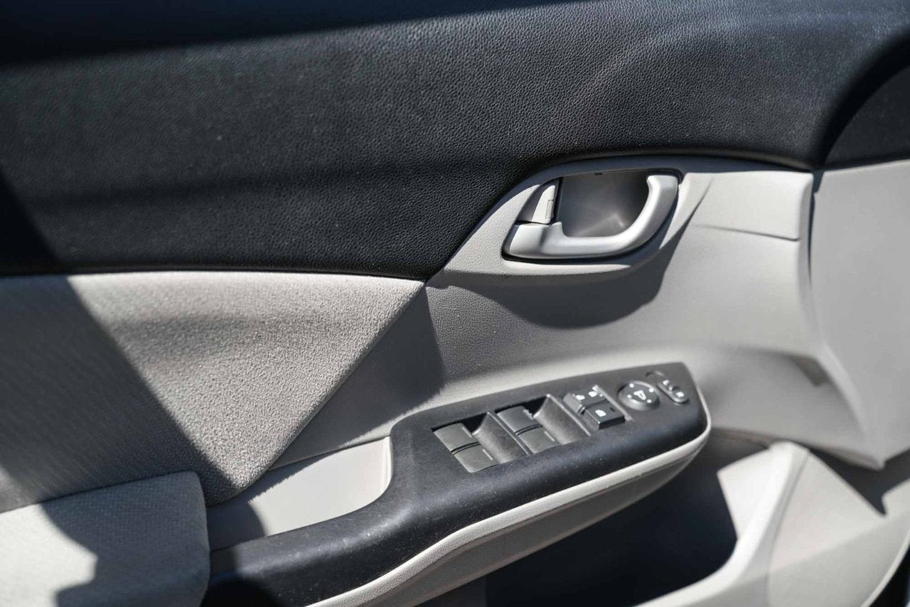 2013 Honda Civic Sdn LX