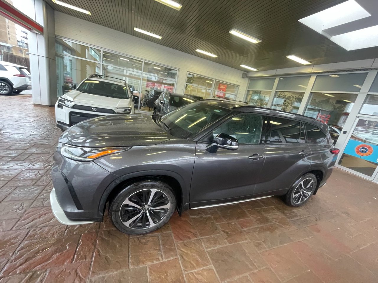 2022 Toyota Highlander XSE AWD