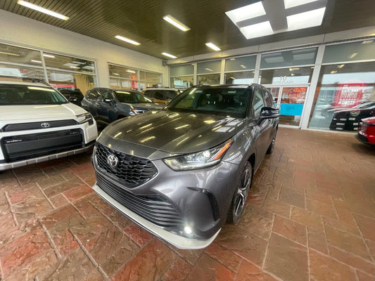 2022 Toyota Highlander XSE AWD
