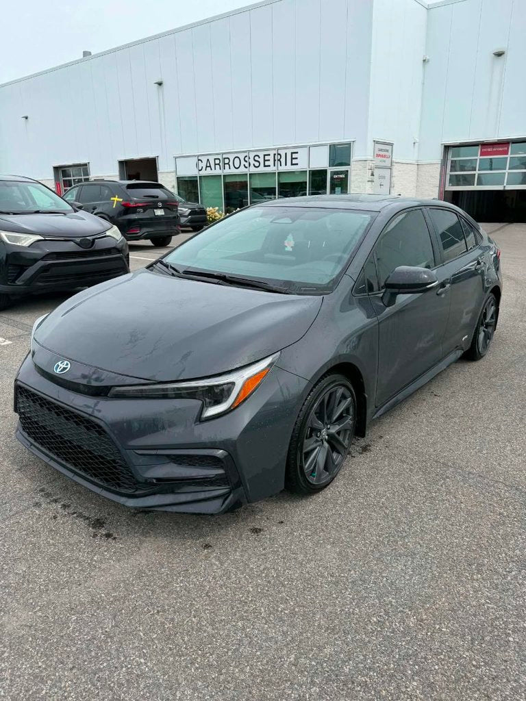 2025 Toyota Corolla SE HYBRIDE