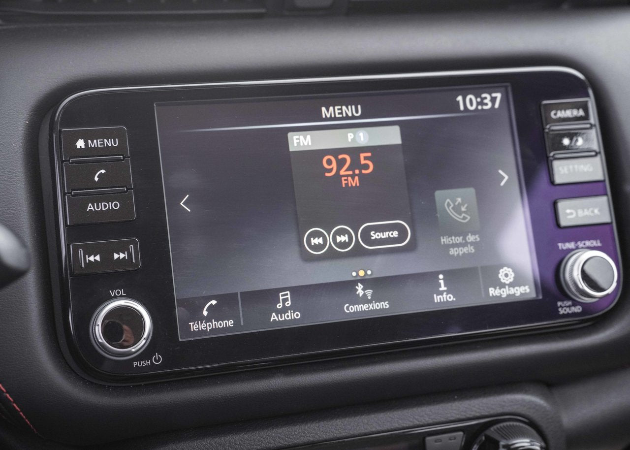 2024 Nissan Kicks SR Premium