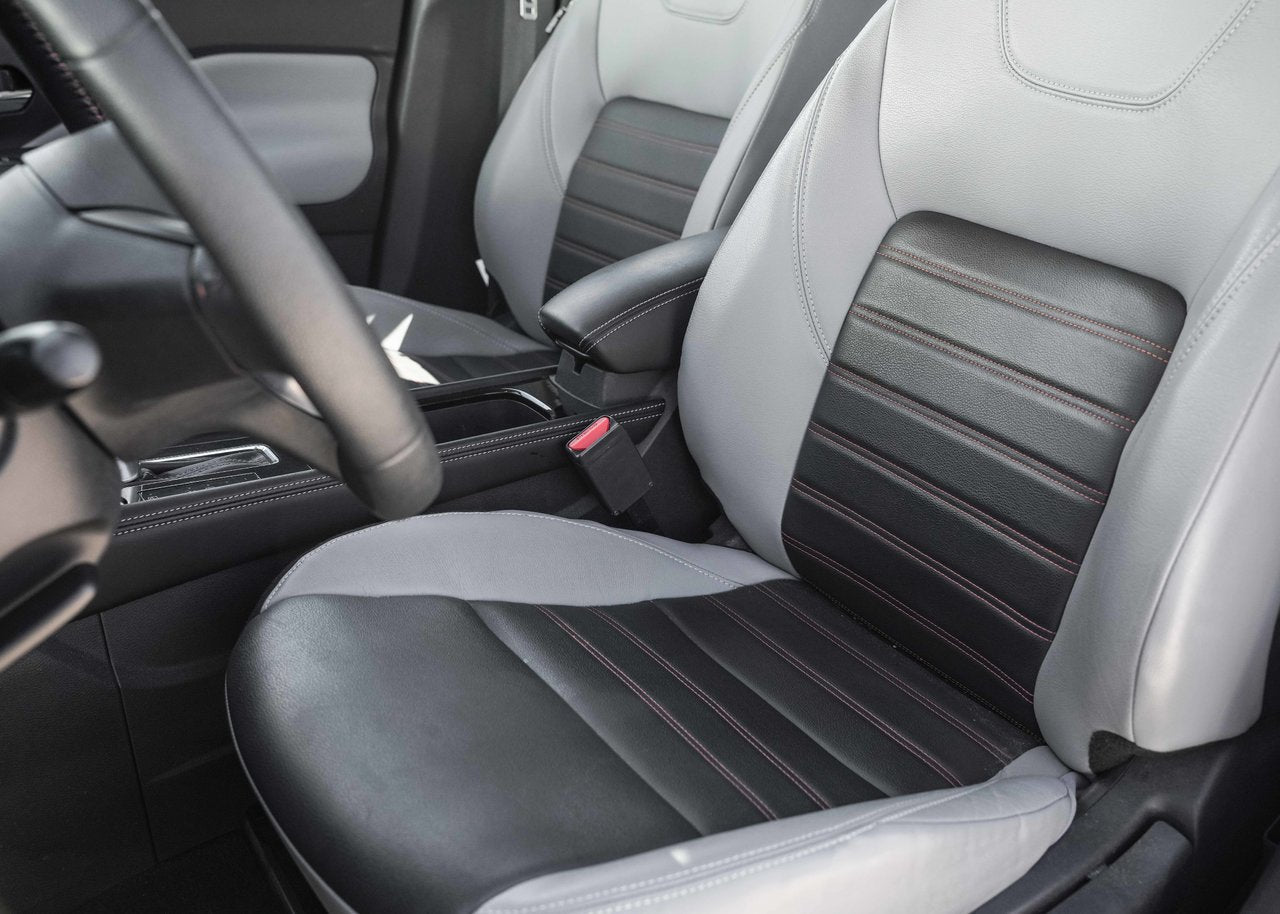2024 Nissan Kicks SR Premium