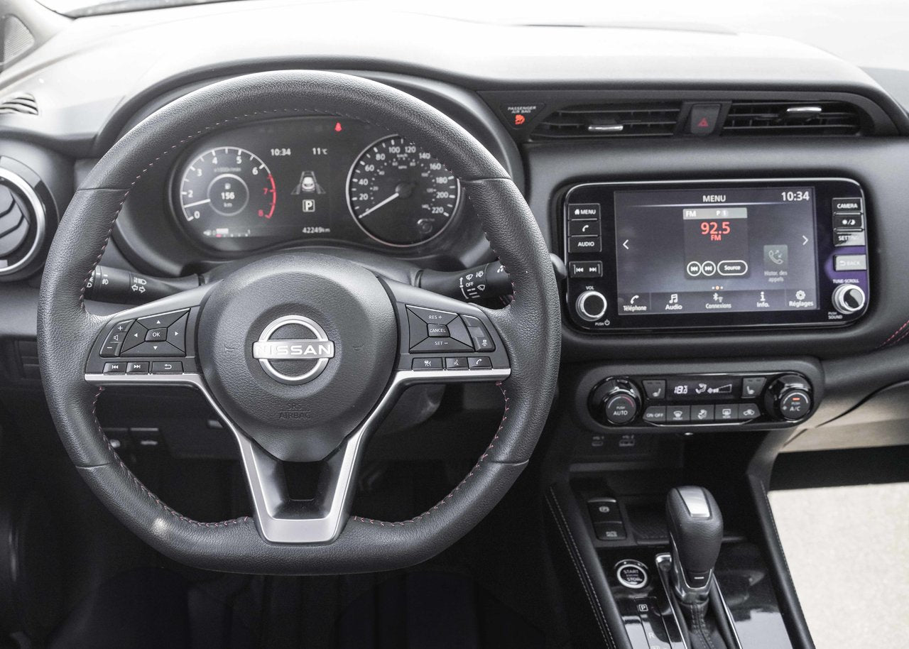 2024 Nissan Kicks SR Premium