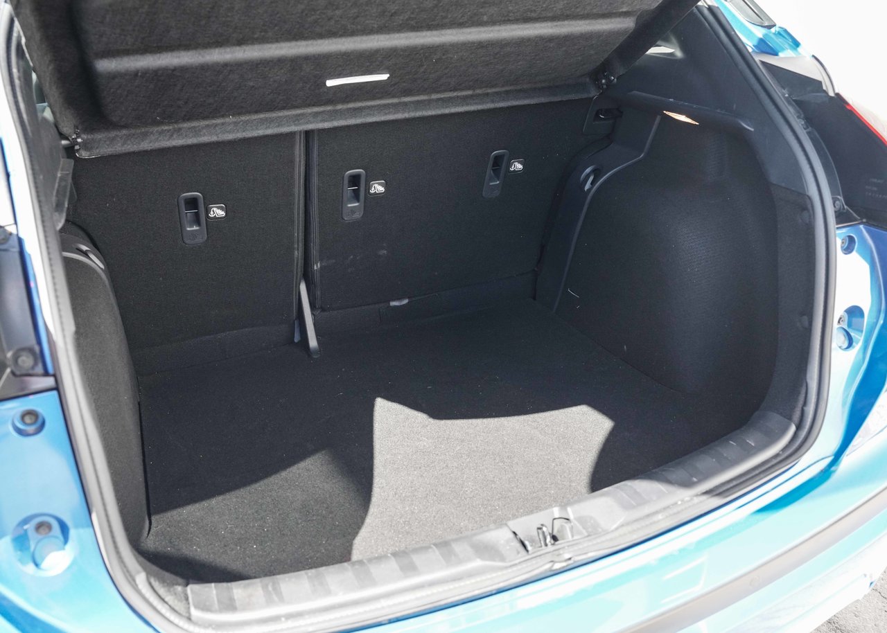 2024 Nissan Kicks SR Premium