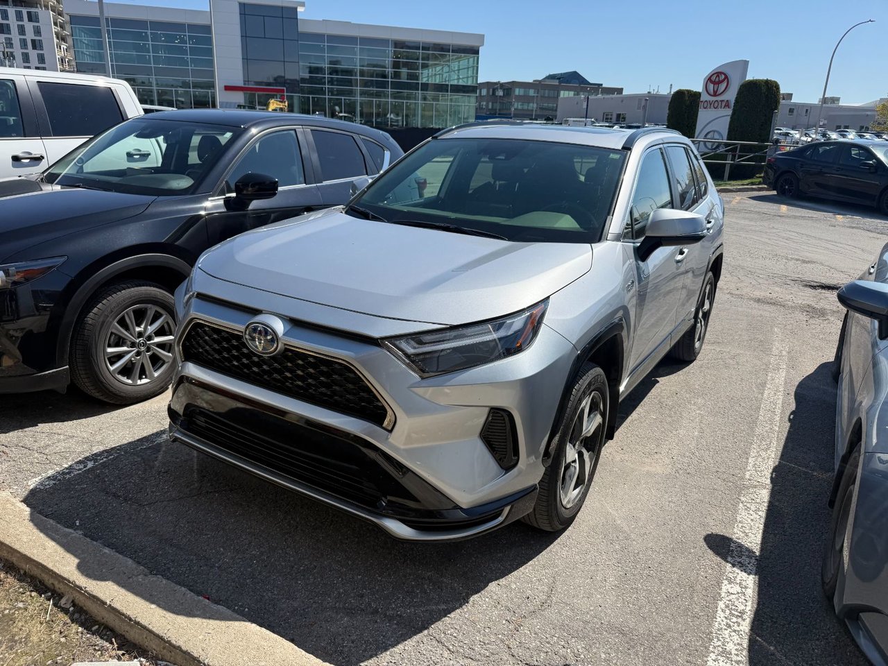 2023 Toyota RAV4 Prime SE