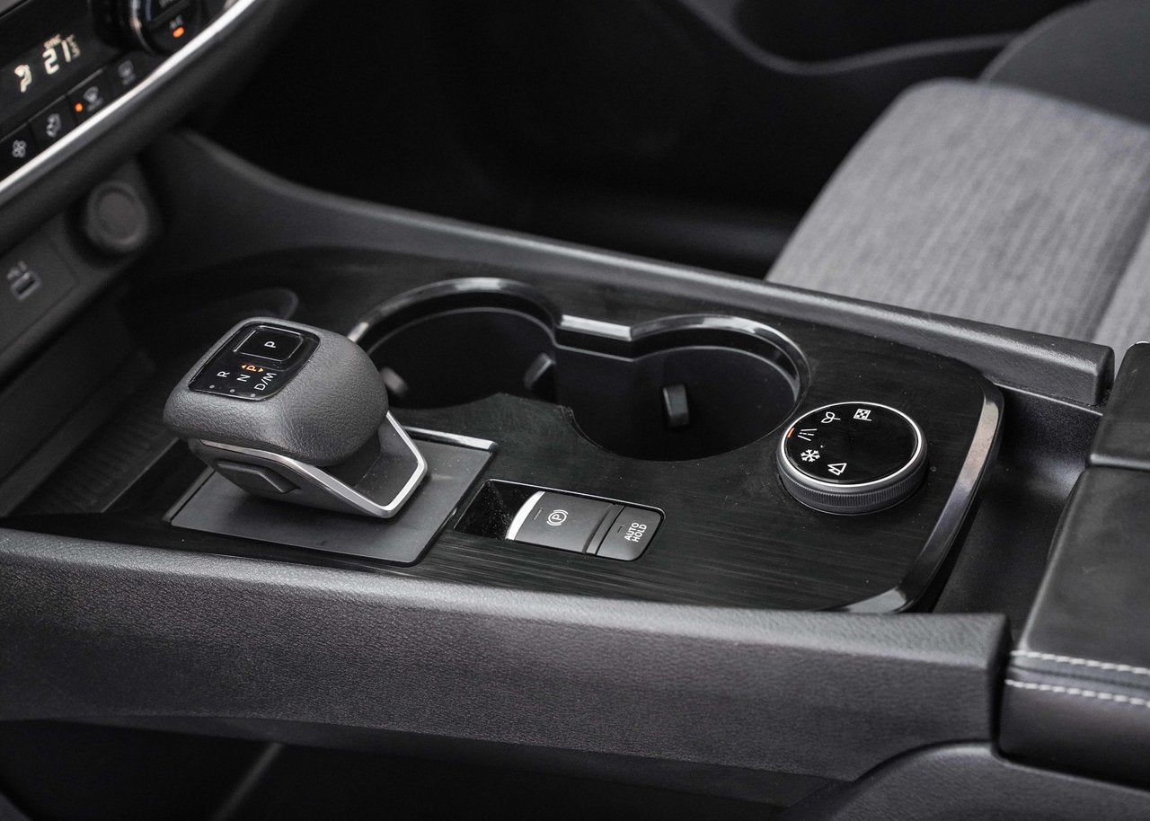 2023 Nissan Rogue SV Moonroof