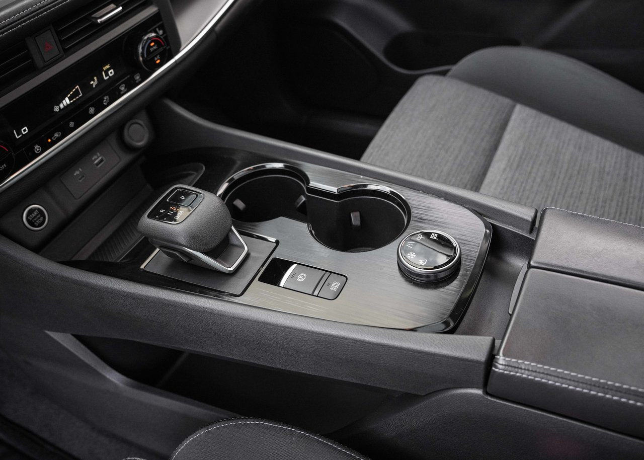 2023 Nissan Rogue SV Moonroof