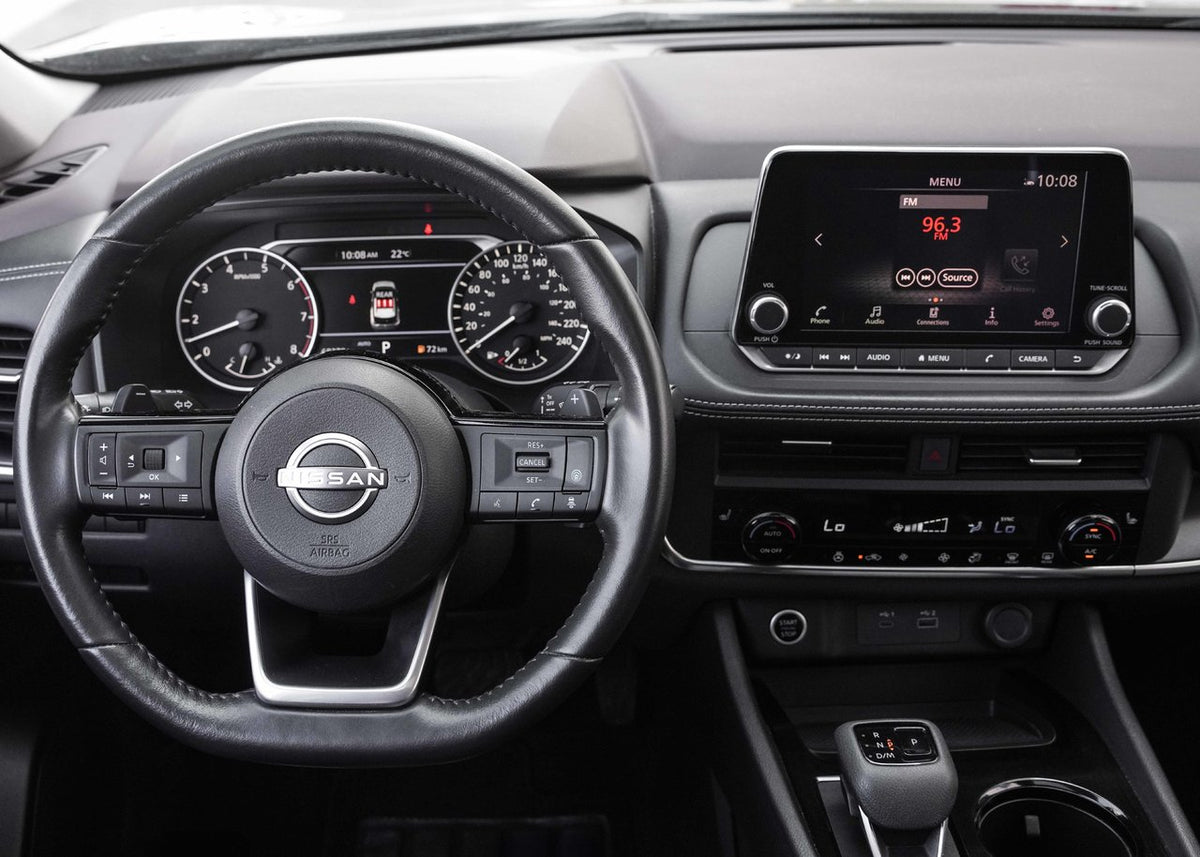 2023 Nissan Rogue SV Moonroof