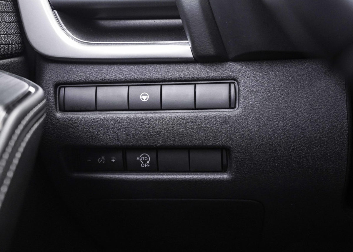 2023 Nissan Rogue SV Moonroof